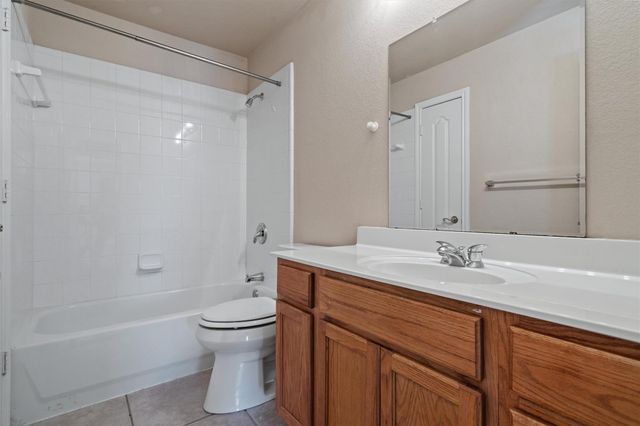 8800 Hazelhurst DR 65, Austin, TX 78729