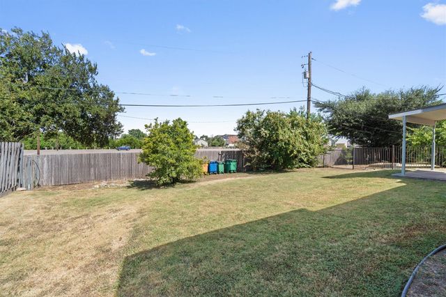8800 Hazelhurst DR 65, Austin, TX 78729