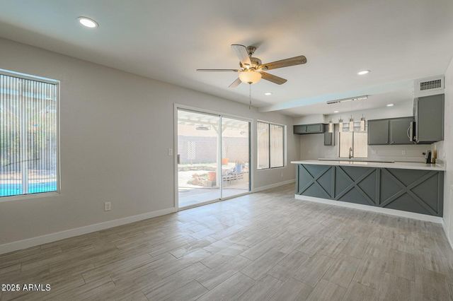 6819 S 40TH Way, Phoenix, AZ 85042