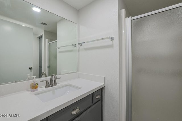 6819 S 40TH Way, Phoenix, AZ 85042