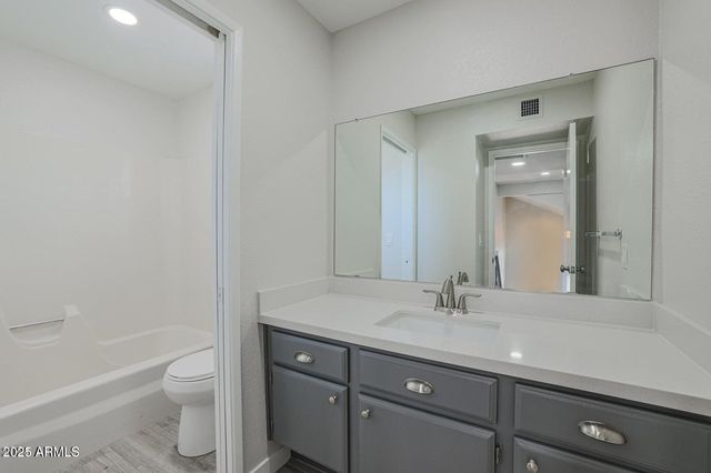 6819 S 40TH Way, Phoenix, AZ 85042