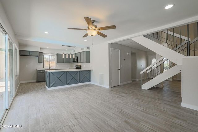 6819 S 40TH Way, Phoenix, AZ 85042