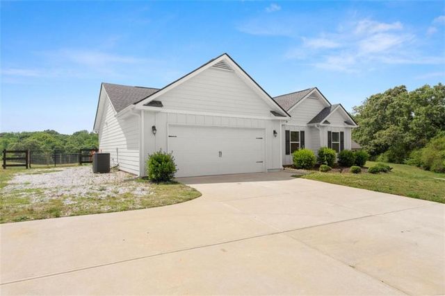 810 Anderson Thomas Road, Martin, GA 30557