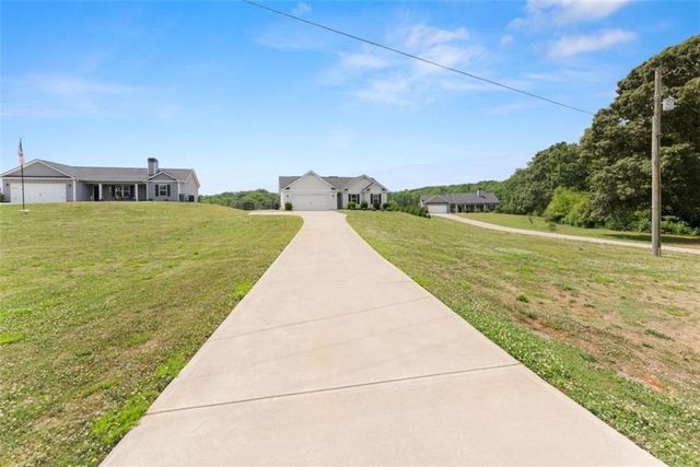 810 Anderson Thomas Road, Martin, GA 30557