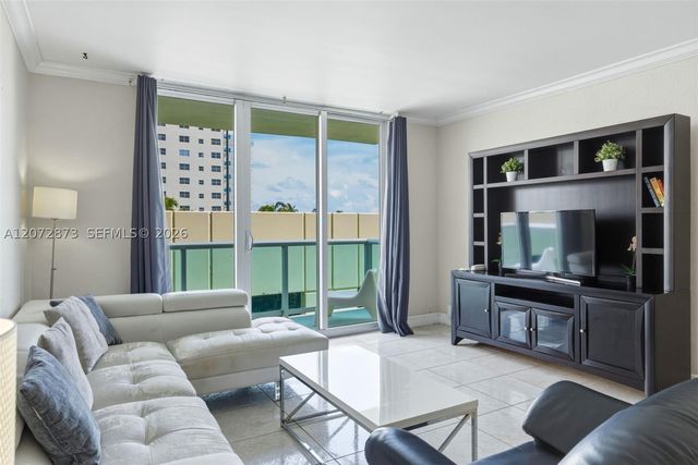 3901 S Ocean Dr 3E, Hollywood, FL 33019