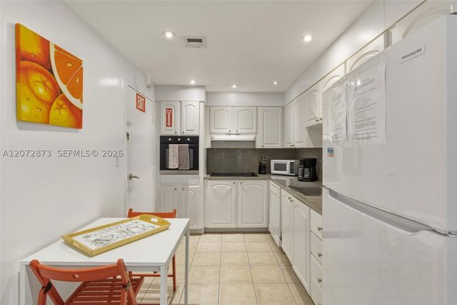 3901 S Ocean Dr 3E, Hollywood, FL 33019