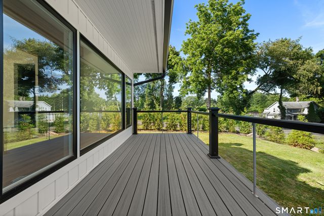 2 Drumlin Road, Westport, CT 06880