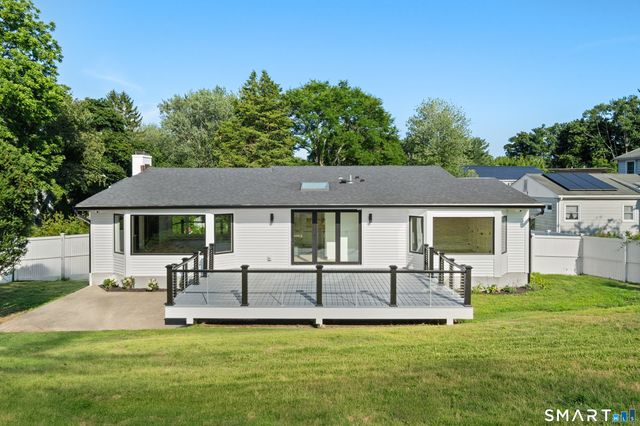 2 Drumlin Road, Westport, CT 06880