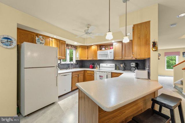 300 WESTBRIAR DR, Media, PA 19063