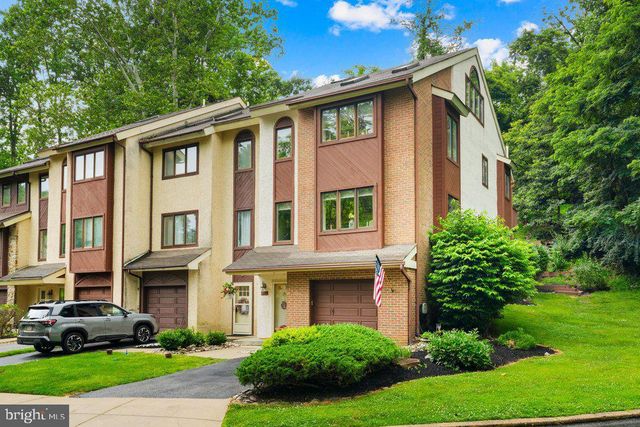 300 WESTBRIAR DR, Media, PA 19063