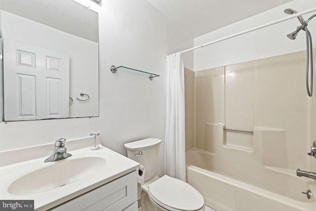 300 WESTBRIAR DR, Media, PA 19063