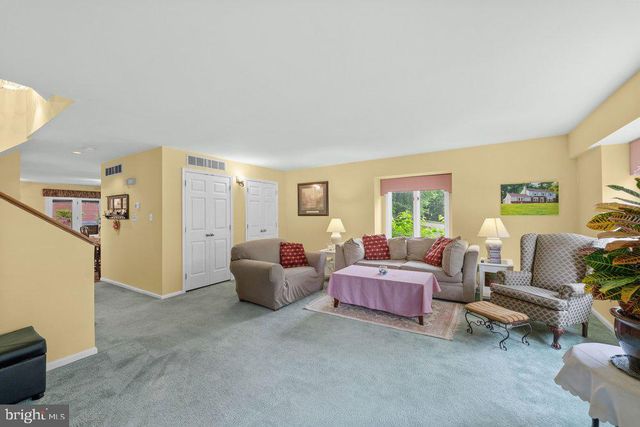 300 WESTBRIAR DR, Media, PA 19063