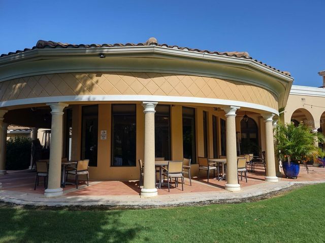 209 MESTRE PLACE, North Venice, FL 34275