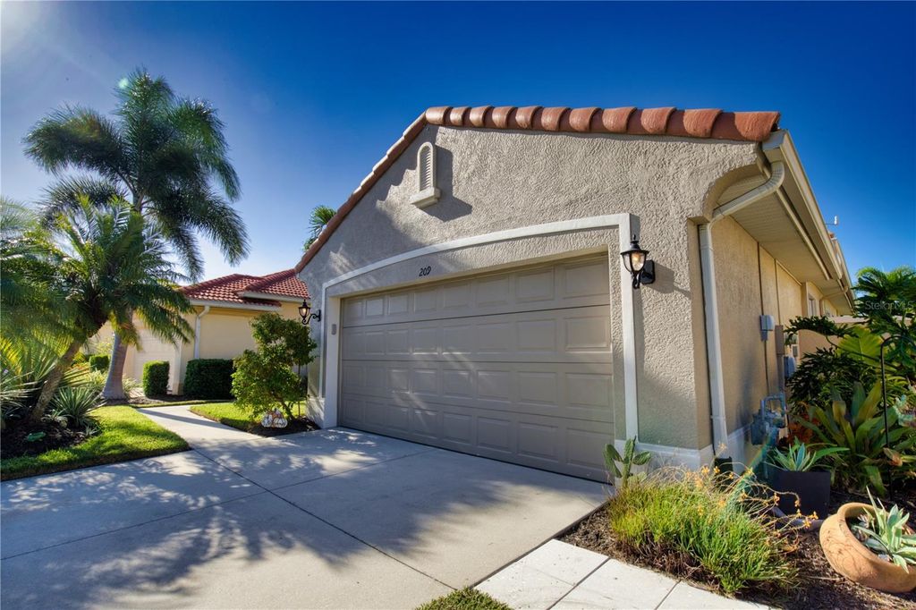 209 MESTRE PLACE, North Venice, FL 34275