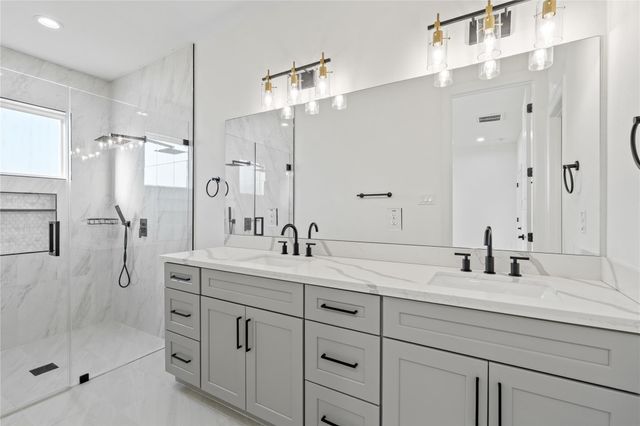 3601 Rebecca Street B, Houston, TX 77021