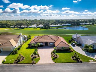 810 CARNOUSTIE DRIVE, Venice, FL 34293