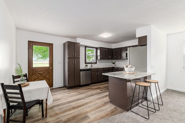 7682 Northridge Road, Johnstown, OH 43031