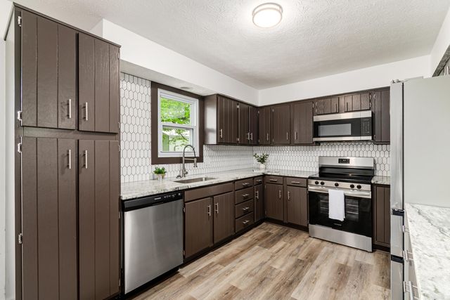 7682 Northridge Road, Johnstown, OH 43031
