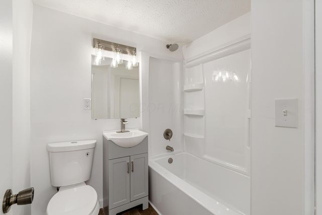 7682 Northridge Road, Johnstown, OH 43031