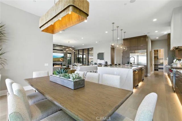 433 Narcissus, Irvine, CA 92602