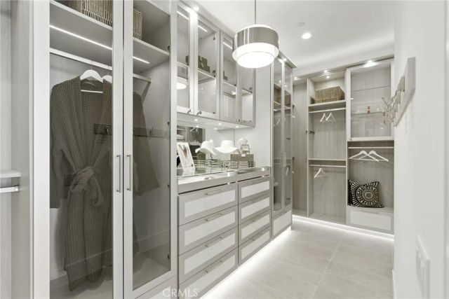 433 Narcissus, Irvine, CA 92602