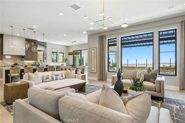 433 Narcissus, Irvine, CA 92602