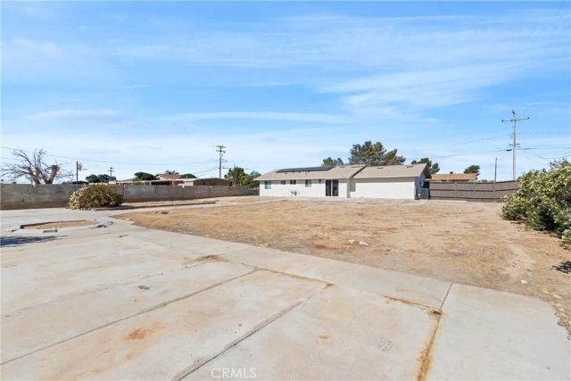 15431 Condor, Victorville, CA 92394