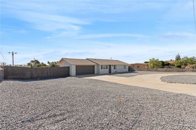 15431 Condor, Victorville, CA 92394