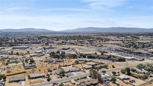 15431 Condor, Victorville, CA 92394