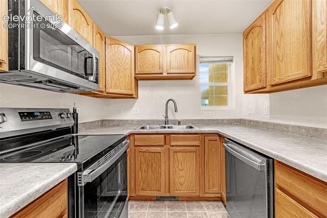 4320 Parque Vista Point, Colorado Springs, CO 80916