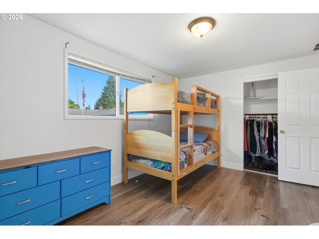 6215 Ne 102ND Ave, Vancouver, WA 98662