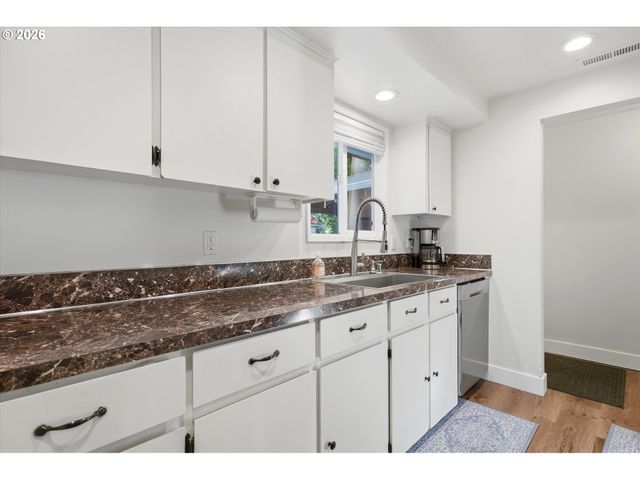 6215 Ne 102ND Ave, Vancouver, WA 98662