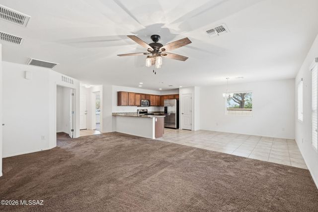 1337 W Vuelta del Yunque, Sahuarita, AZ 85629