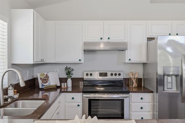 207 11Th St, St Augustine, FL 32080