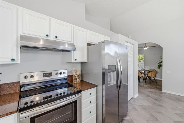 207 11Th St, St Augustine, FL 32080