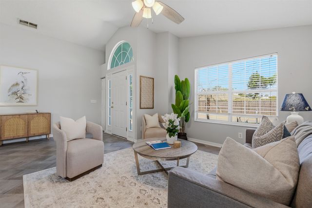 207 11Th St, St Augustine, FL 32080