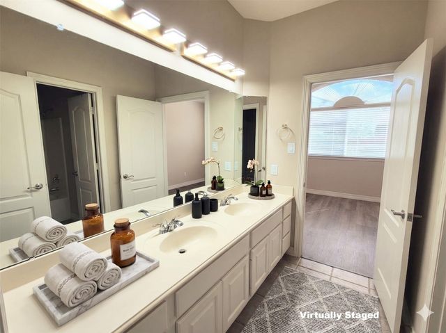 10327 Earlington Manor Drive, Spring, TX 77379
