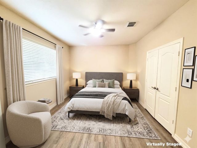 10327 Earlington Manor Drive, Spring, TX 77379