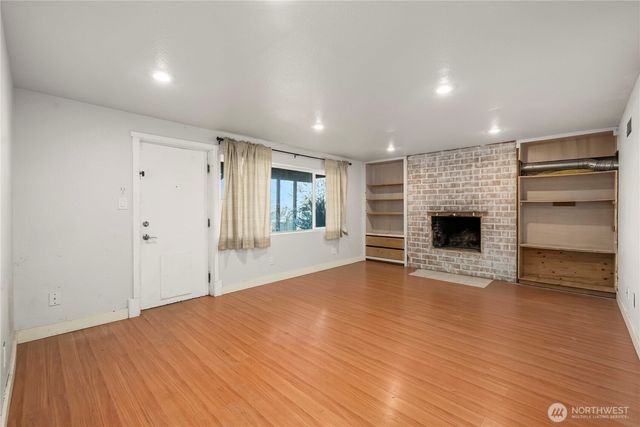 6502 21st Avenue NE, Tacoma, WA 98422