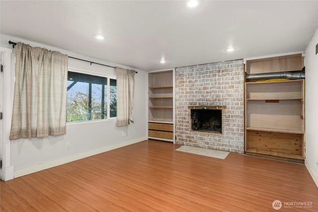 6502 21st Avenue NE, Tacoma, WA 98422