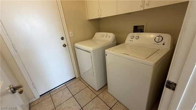 8101 YELLOW DAISY Avenue -, Las Vegas, NV 89147