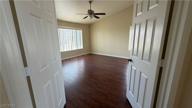 8101 YELLOW DAISY Avenue -, Las Vegas, NV 89147