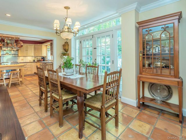 291 Prospect Avenue, Sea Cliff, NY 11579
