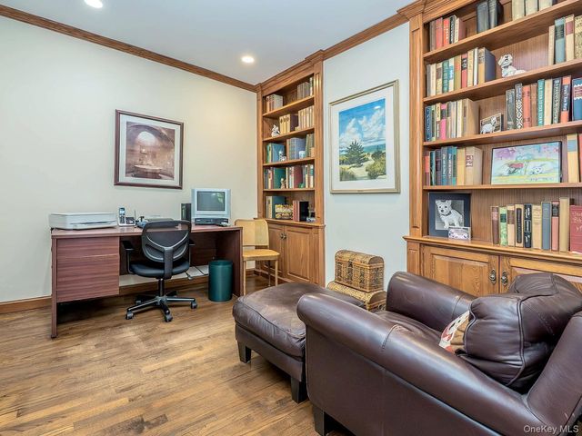 291 Prospect Avenue, Sea Cliff, NY 11579