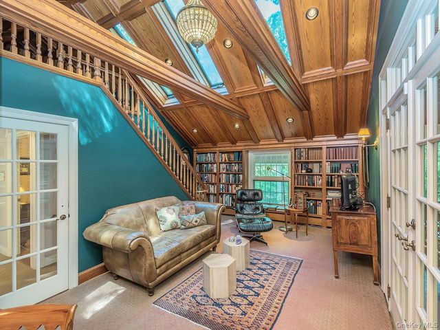 291 Prospect Avenue, Sea Cliff, NY 11579