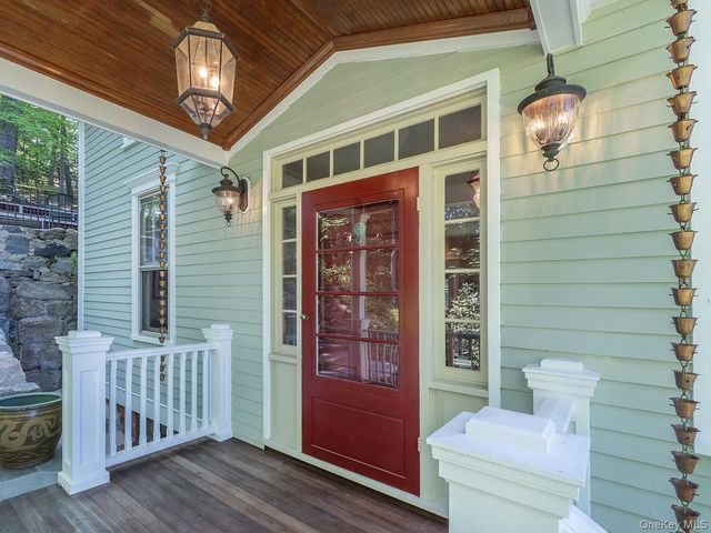 291 Prospect Avenue, Sea Cliff, NY 11579