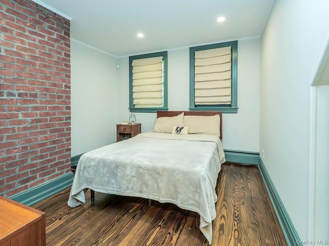 291 Prospect Avenue, Sea Cliff, NY 11579