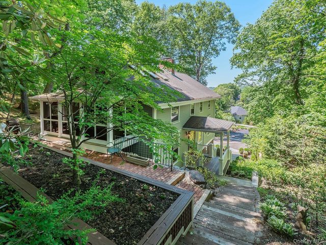 291 Prospect Avenue, Sea Cliff, NY 11579