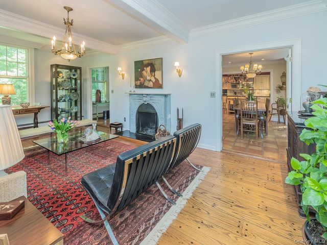 291 Prospect Avenue, Sea Cliff, NY 11579