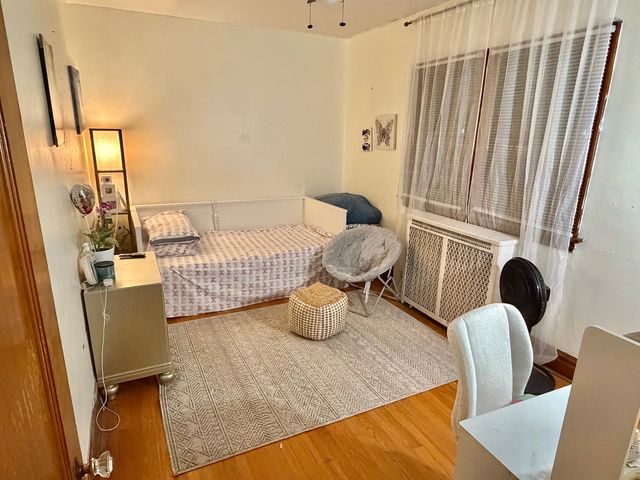 1917 Home Avenue, Berwyn, IL 60402